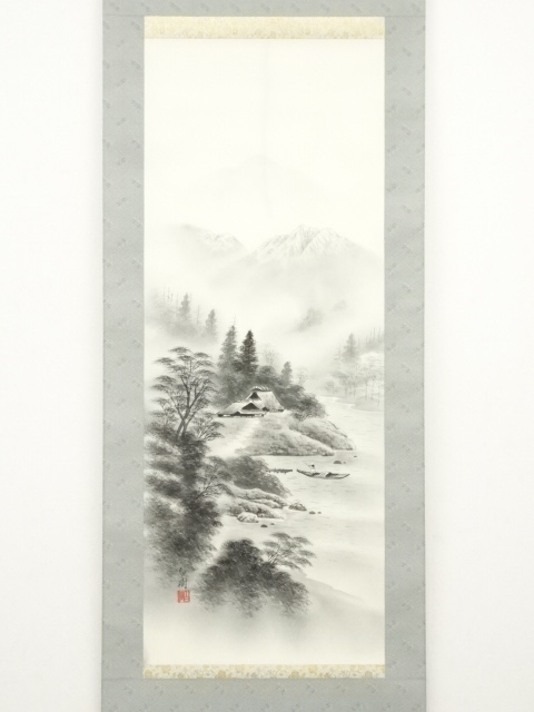 道具 ] - 道具 白樹筆 水墨山水 肉筆絹本掛軸（共箱） | ネット